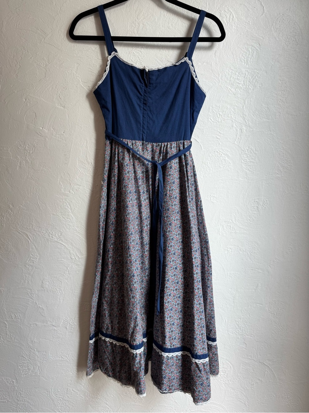 Vintage 1970s Gunne Sax Calico Floral Midi Dress and Matching Bolero Set - Picture 6 of 11